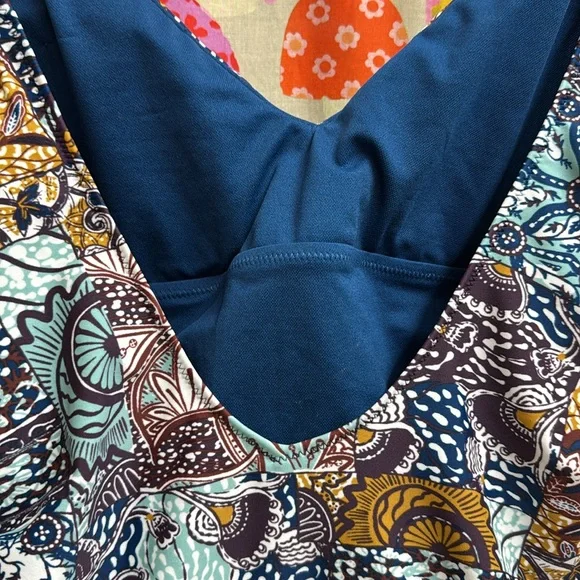 Bar III For Macys Swimsuit. Large. NWT - Picture 6 of 14